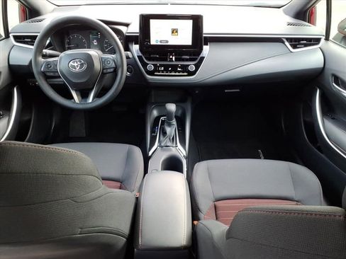 Used 2025 Toyota Corolla SE FWD image 25