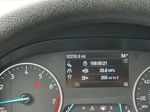 Used 2021 Ford EcoSport SE w/ SE Convenience Package image 29