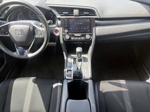 Used 2019 Honda Civic Sport image 2