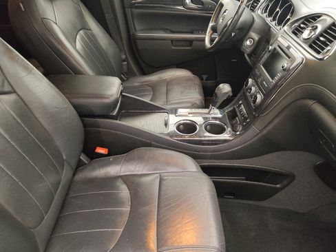 Used 2017 Buick Enclave Leather FWD image 21