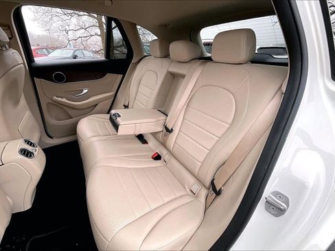 Used 2019 Mercedes-Benz GLC 300 GLC 300 image 20