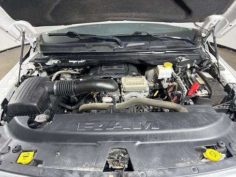 Used 2021 RAM 1500 Laramie AWD/4WD image 29