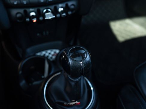 Used 2015 MINI Cooper S image 31