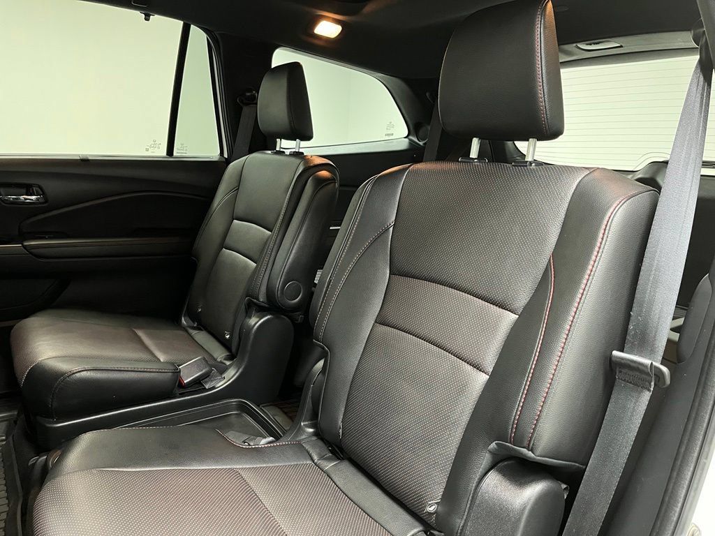Used 2021 Honda Pilot Black Edition image 47