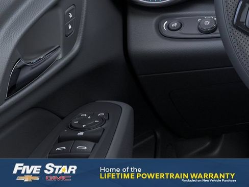 New 2026 Chevrolet Trax LS w/ LS Convenience Package FWD image 22