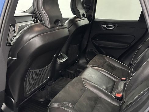 Used 2019 Volvo XC60 T6 R-Design w/ Protection Package Premier image 32