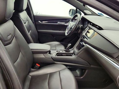 Used 2020 Cadillac XT5 Premium Luxury image 25