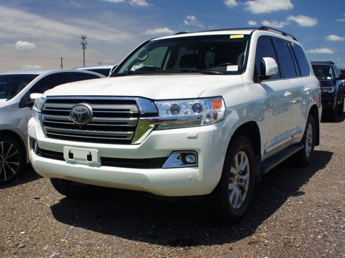 Used 2018 Toyota Land Cruiser AWD/4WD image 1