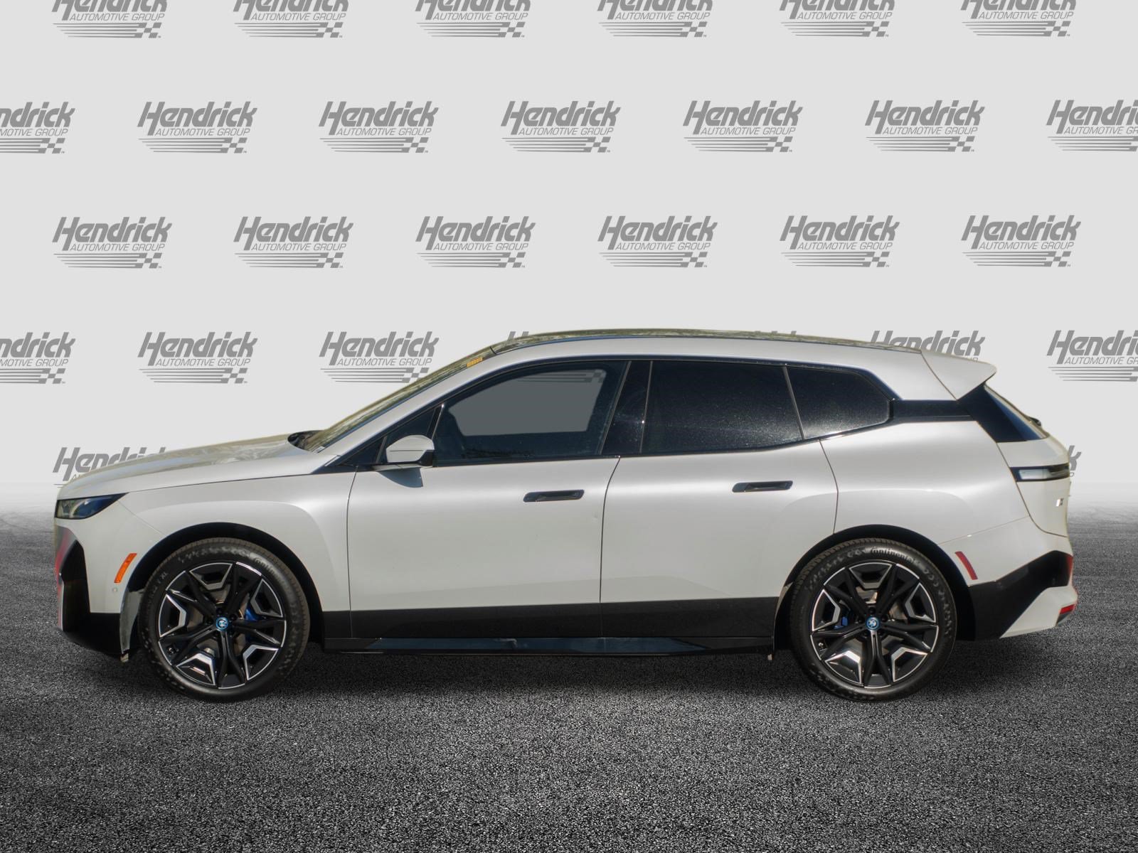 Certified 2024 BMW iX xDrive50 w/ Premium Package AWD/4WD image 5