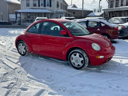 Used 1998 Volkswagen Beetle Coupe image 5