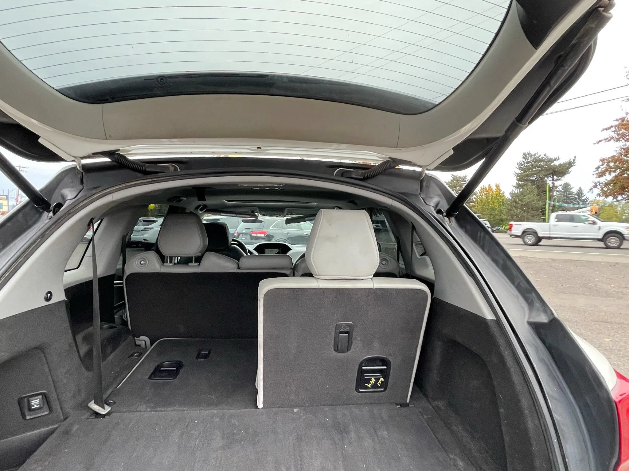 Used 2014 Acura MDX w/ Technology Package AWD/4WD image 13