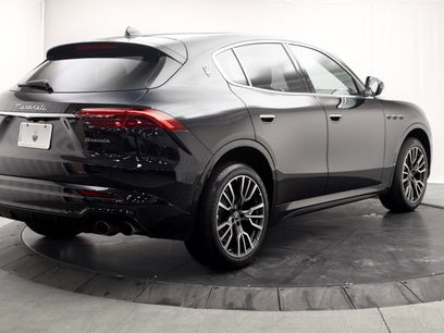 New 2025 Maserati Grecale GT
