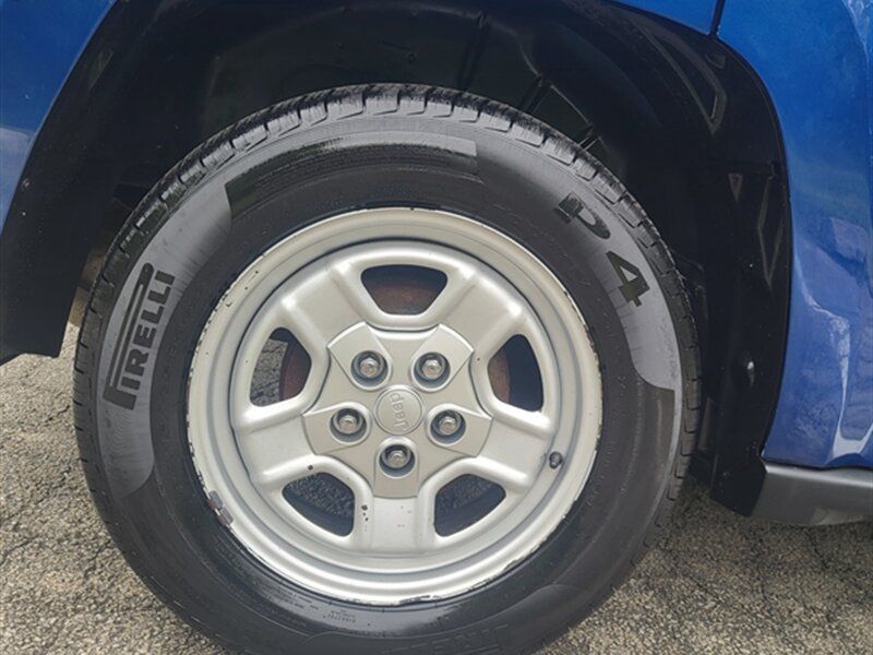 Used 2009 Jeep Patriot Sport FWD image 27