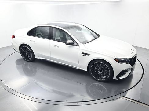 Used 2026 Mercedes-Benz E 53 AMG e 4MATIC Sedan image 40