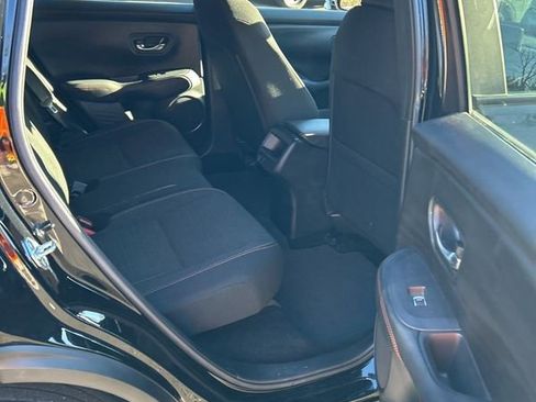 Used 2023 Honda HR-V Sport image 27