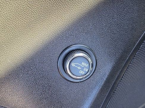 Used 2023 Buick Envision Essence image 23