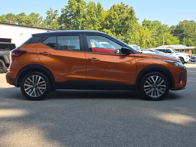 Used 2022 Nissan Kicks SV FWD image 7