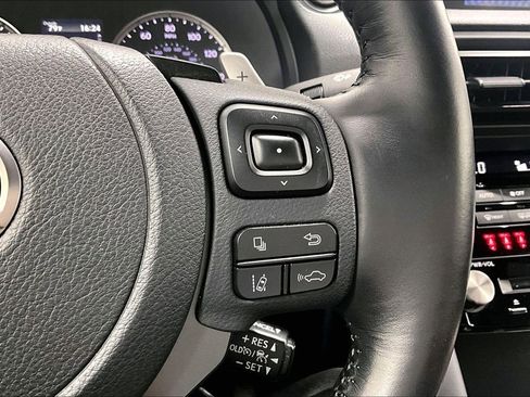 Used 2023 Lexus IS 300 w/ Comfort Package image 21