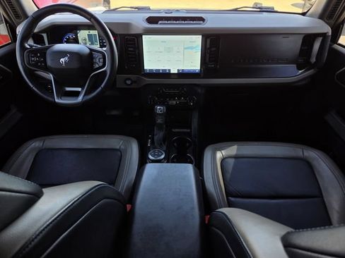 Used 2022 Ford Bronco Wildtrak AWD/4WD image 13