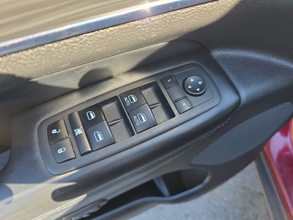 Used 2021 Jeep Grand Cherokee Limited RWD image 18