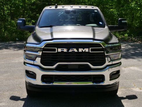 Used 2025 RAM 3500 Big Horn AWD/4WD image 5