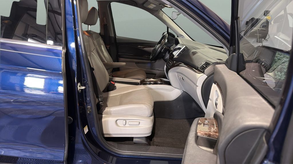 Used 2016 Honda Pilot Elite image 13