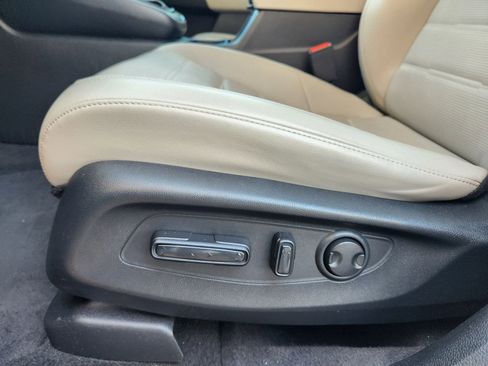 Used 2023 Honda CR-V EX-L image 24