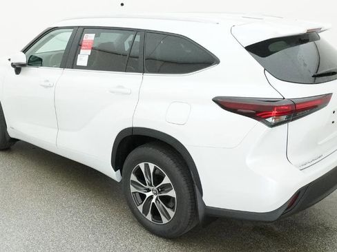 New 2026 Toyota Highlander XLE AWD/4WD image 49