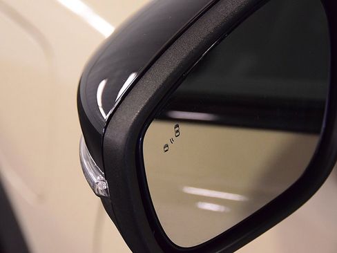 Used 2025 Ford Mustang Mach-E Select image 14