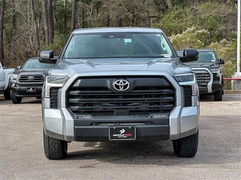 Used 2023 Toyota Tundra SR5 image 3