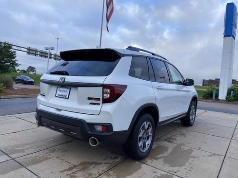 Used 2023 Honda Passport TrailSport image 12