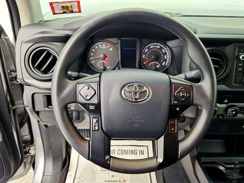Used 2019 Toyota Tacoma SR image 13