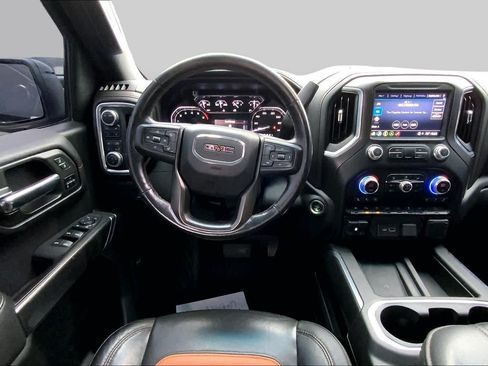 Used 2021 GMC Sierra 1500 AT4 w/ AT4 Premium Package AWD/4WD image 10