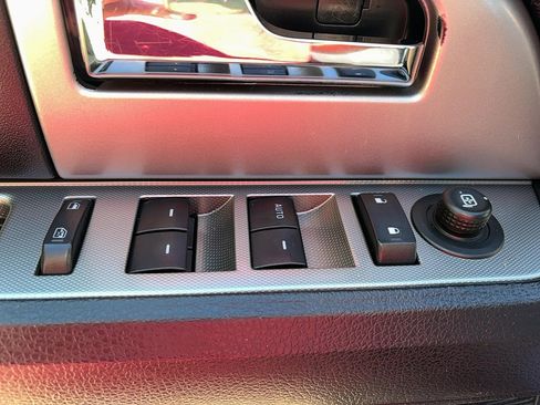 Used 2016 Ford Expedition EL XLT image 22