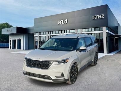 Certified 2024 Kia Carnival EX