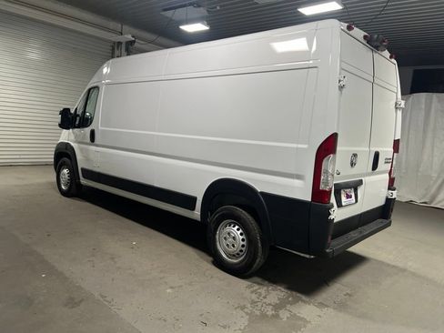 Used 2025 RAM ProMaster 2500 w/ Convenience Group FWD image 5