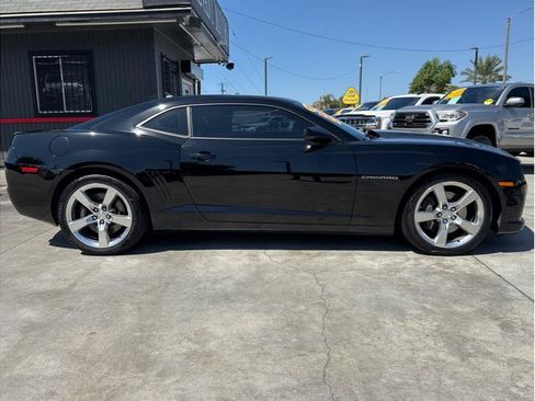 Used 2013 Chevrolet Camaro SS RWD image 8