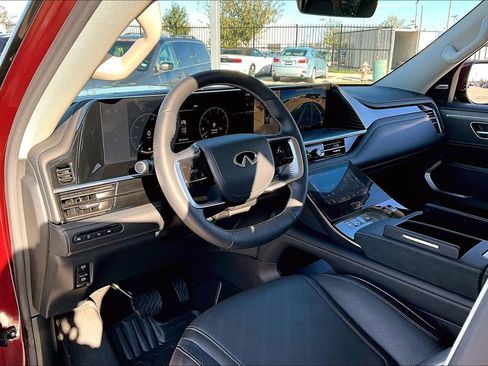 Used 2025 INFINITI QX80 Luxe w/ Cargo Package image 16