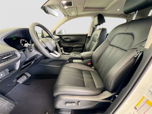 New 2026 Honda HR-V EX-L image 5