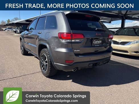 Used 2018 Jeep Grand Cherokee Trailhawk w/ Trailhawk Luxury Group image 6
