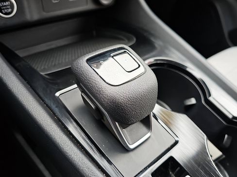 Certified 2023 Nissan Rogue SV image 15