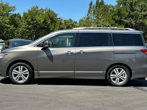 Used 2015 Nissan Quest SL w/ Value Cargo Package FWD image 7