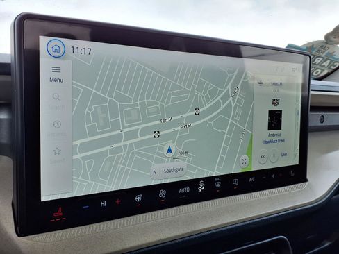 Certified 2025 Ford Maverick Lariat image 8