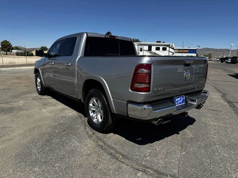 Used 2022 RAM 1500 Laramie AWD/4WD image 6