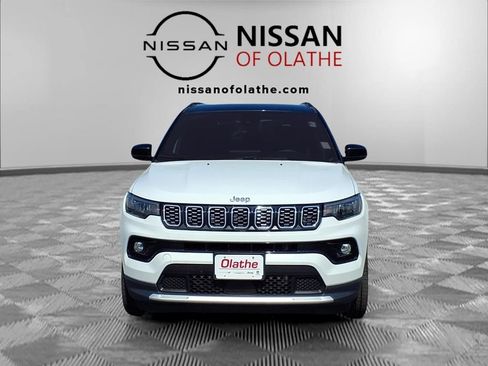 Used 2025 Jeep Compass Limited AWD/4WD image 31