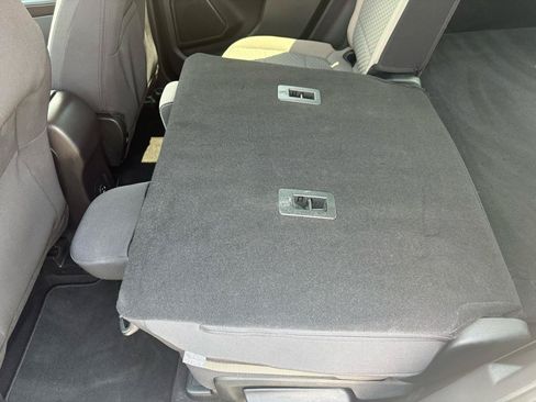 Used 2022 Ford Escape SE AWD/4WD image 35