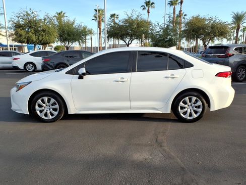 Used 2024 Toyota Corolla LE FWD image 7