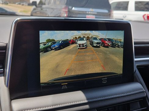 Used 2023 Chevrolet Tahoe LT image 12