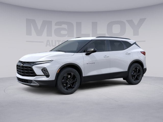 New 2026 Chevrolet Blazer LT w/ Midnight/Sport Edition AWD/4WD image 3