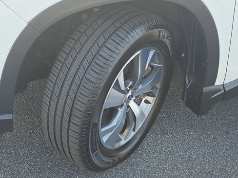 Used 2020 Subaru Ascent Premium w/ Convenience Package image 33